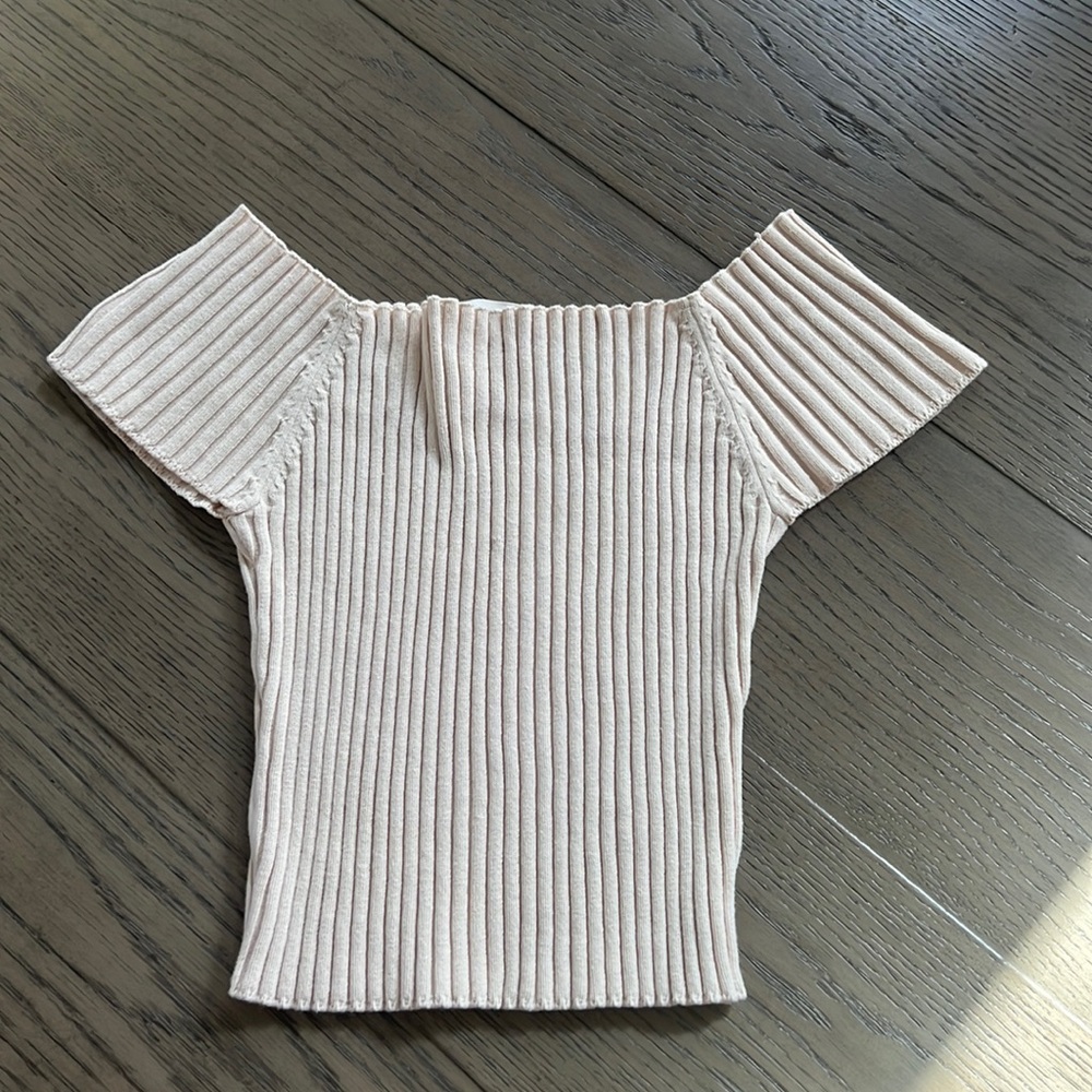 Love republic medium/large top in cream